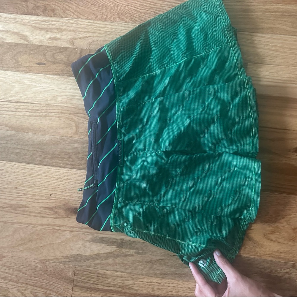 Lululemon tennis skirt - Picture 2 of 3